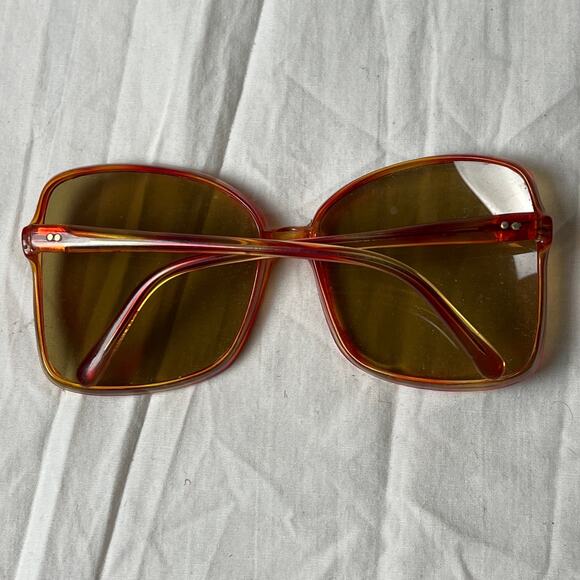 1970\'s Oversized Squared Cute Sunglasses Amber/Brown Tinted Made In Korea main image 7